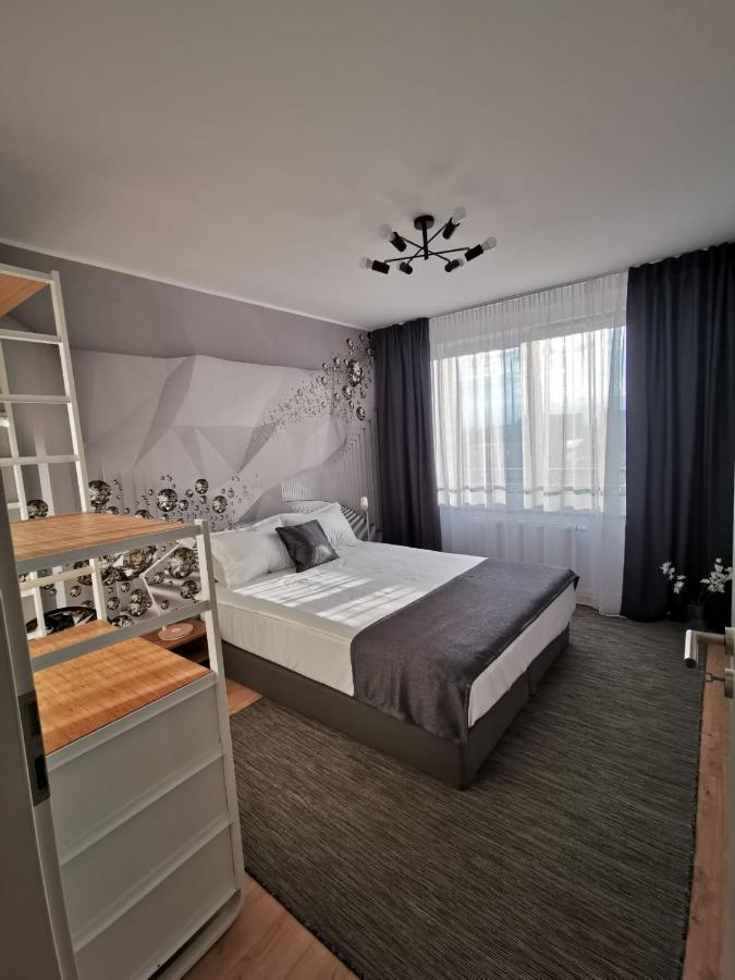 Cliché Luxury Apartment Braşov Exterior foto